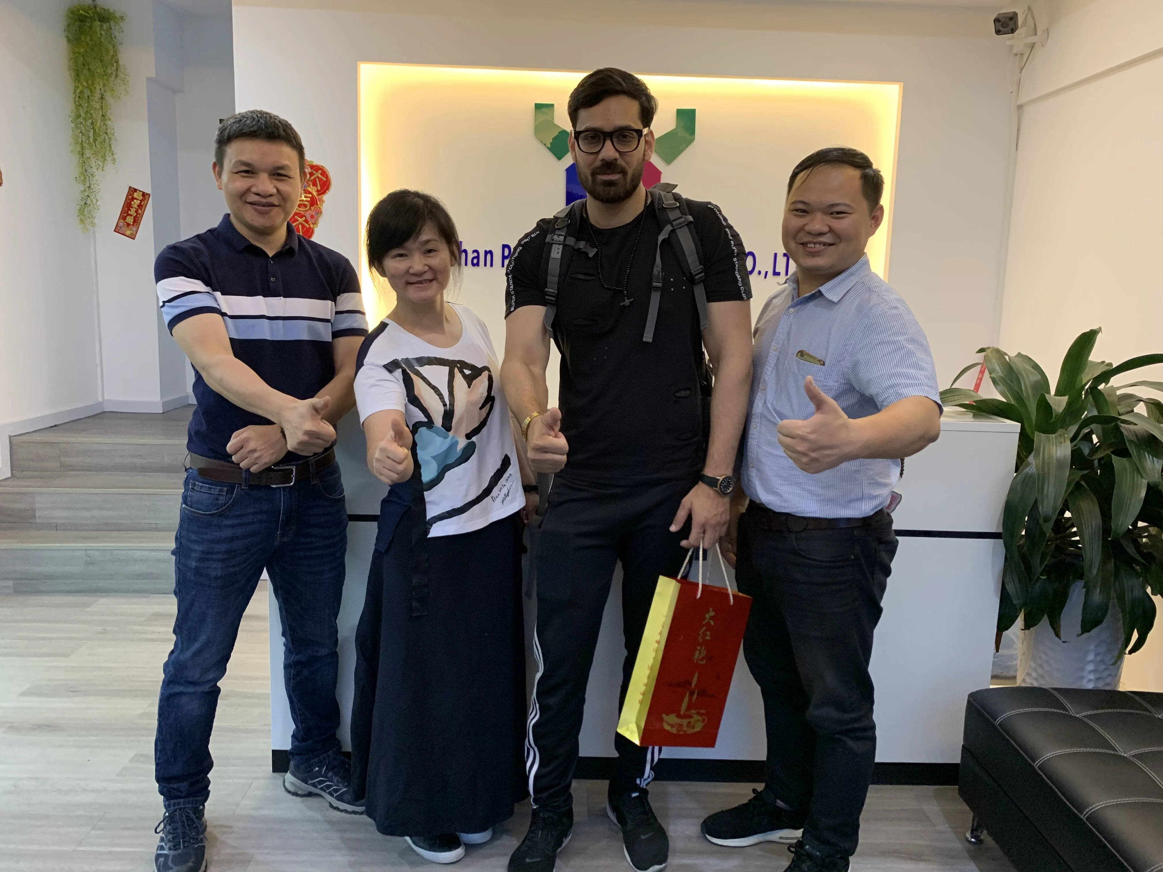 Ceres High Gloss YY02/YY03/YY09 Model Oil Base Offset Printing Ink with 2 Years Validity