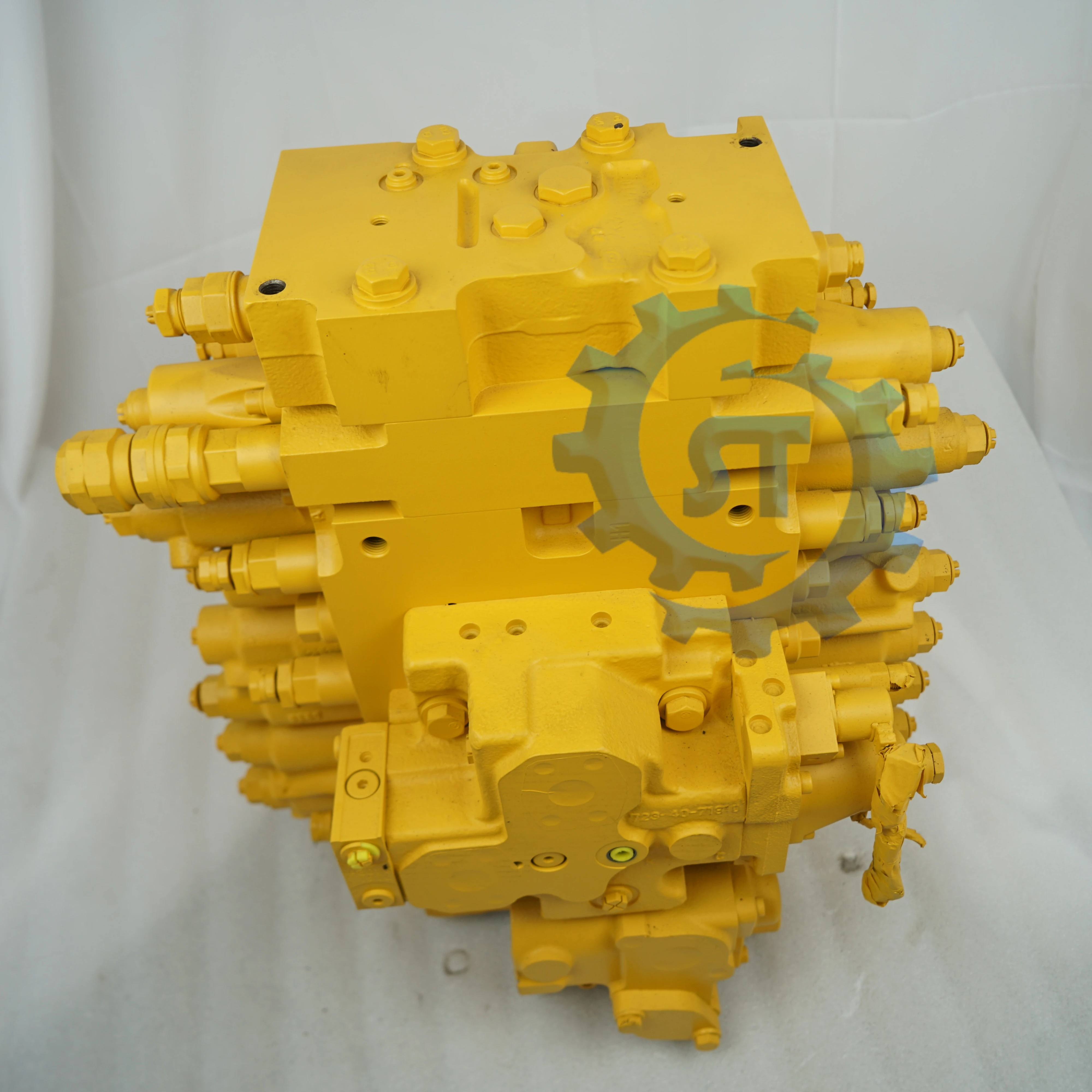 Excavator Parts Main Control Valve Ass'y 723-46-23103 Hydraulic Valve Assembly for Komastu PC240-8 Construction Machinery Parts