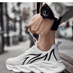 2026 New Men's Lightweight Breathable Casual Running Sneakers with Rubber Outsole for Summer