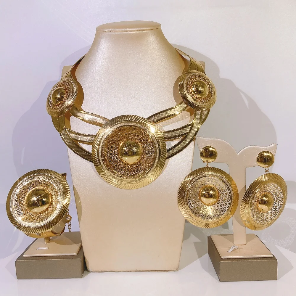 Zhuerrui Italian Daily Good Price Women Set Elegant Brazilian Ladies Party  Necklace Set New 24K Gold-Plated Jewelry Set NH00093