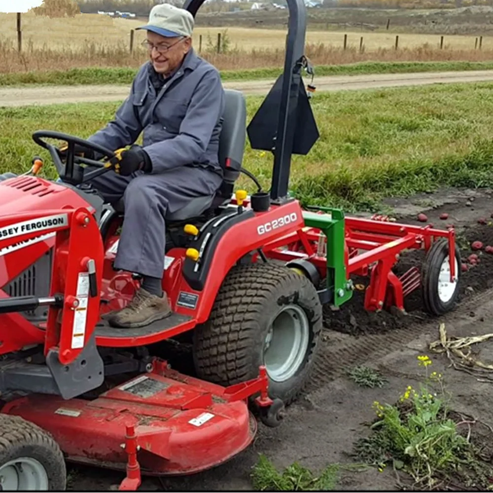 ジャガイモとニンジンを収穫するためのCE認定1列トラクターマウント