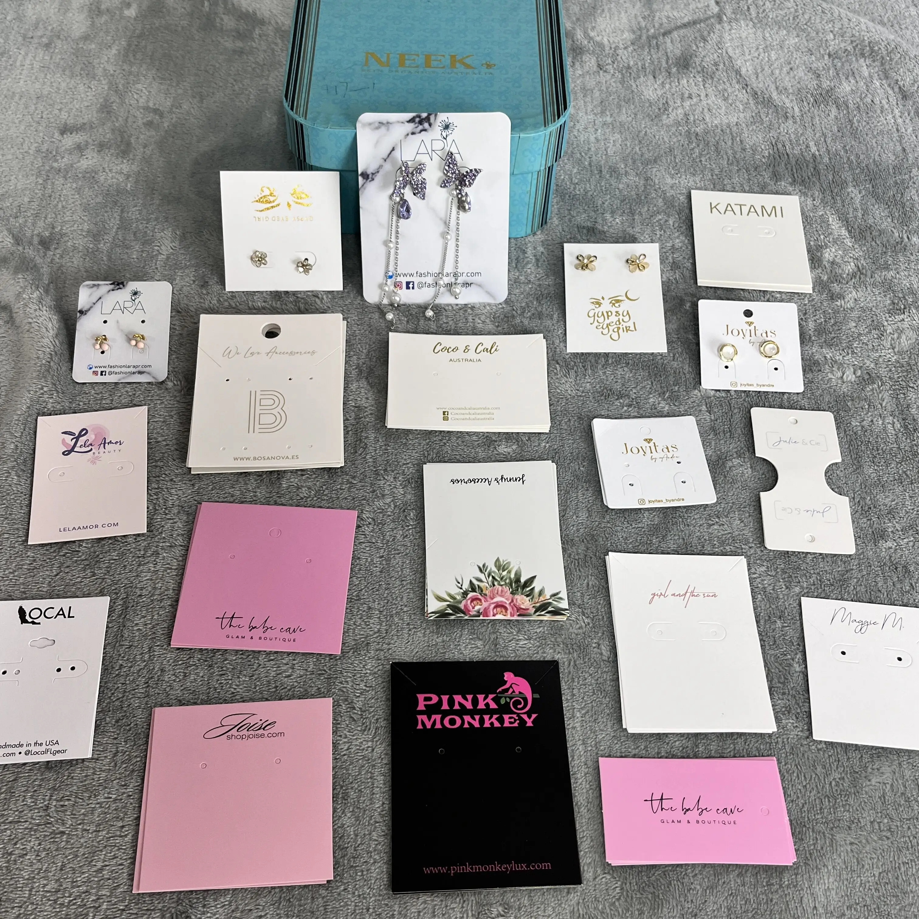 Cardboard gift paper packaging advent calendar foldable credit card with gift box supplier