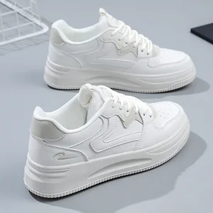 Q1665 Autumn New Women's  Versatile Soft Sole Thick Bottom Lacing Board Shoes Comfortable  Low Top Women's Flat Shoes
