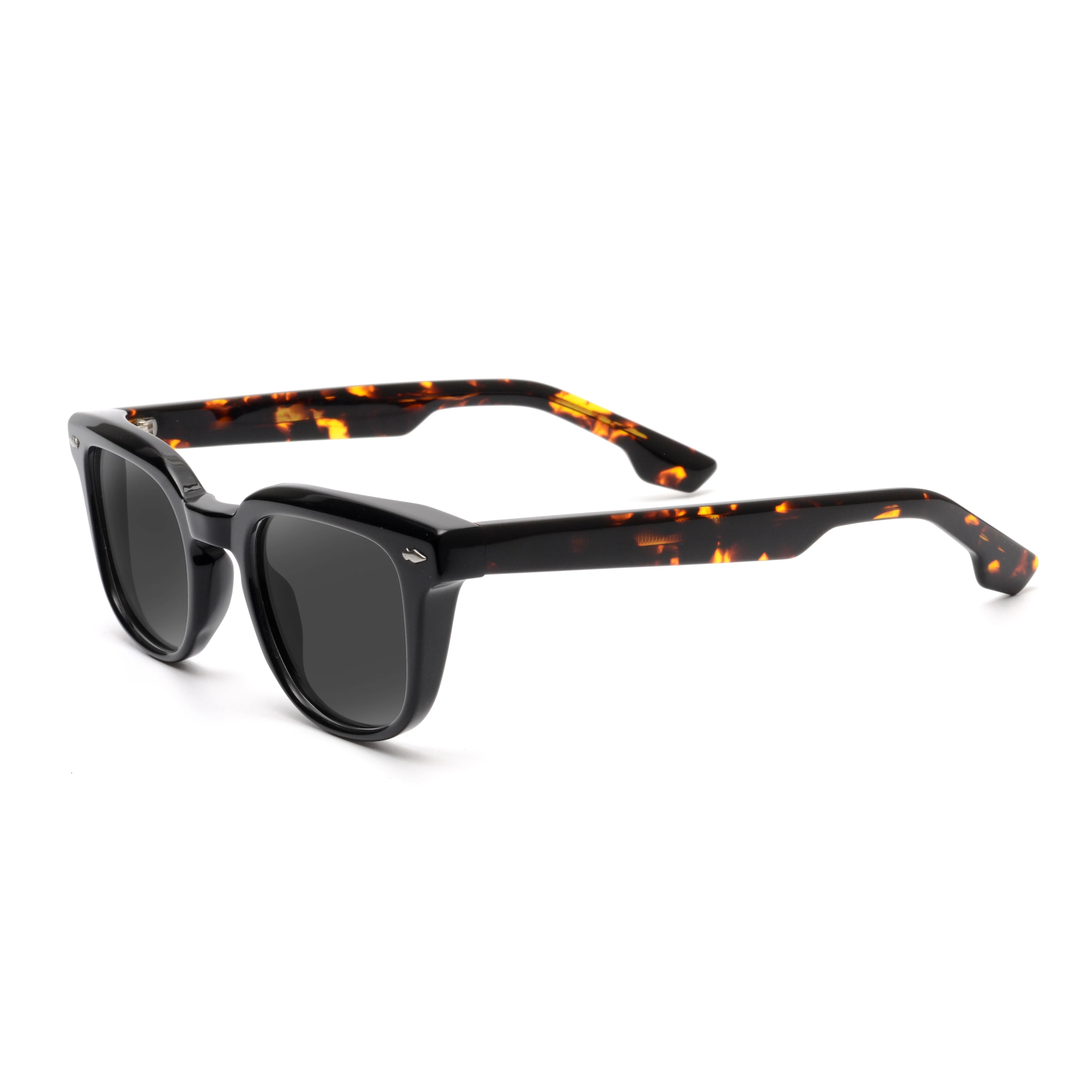 Occhiali da sole in acetato Mazzucchelli polarizzati con marchio