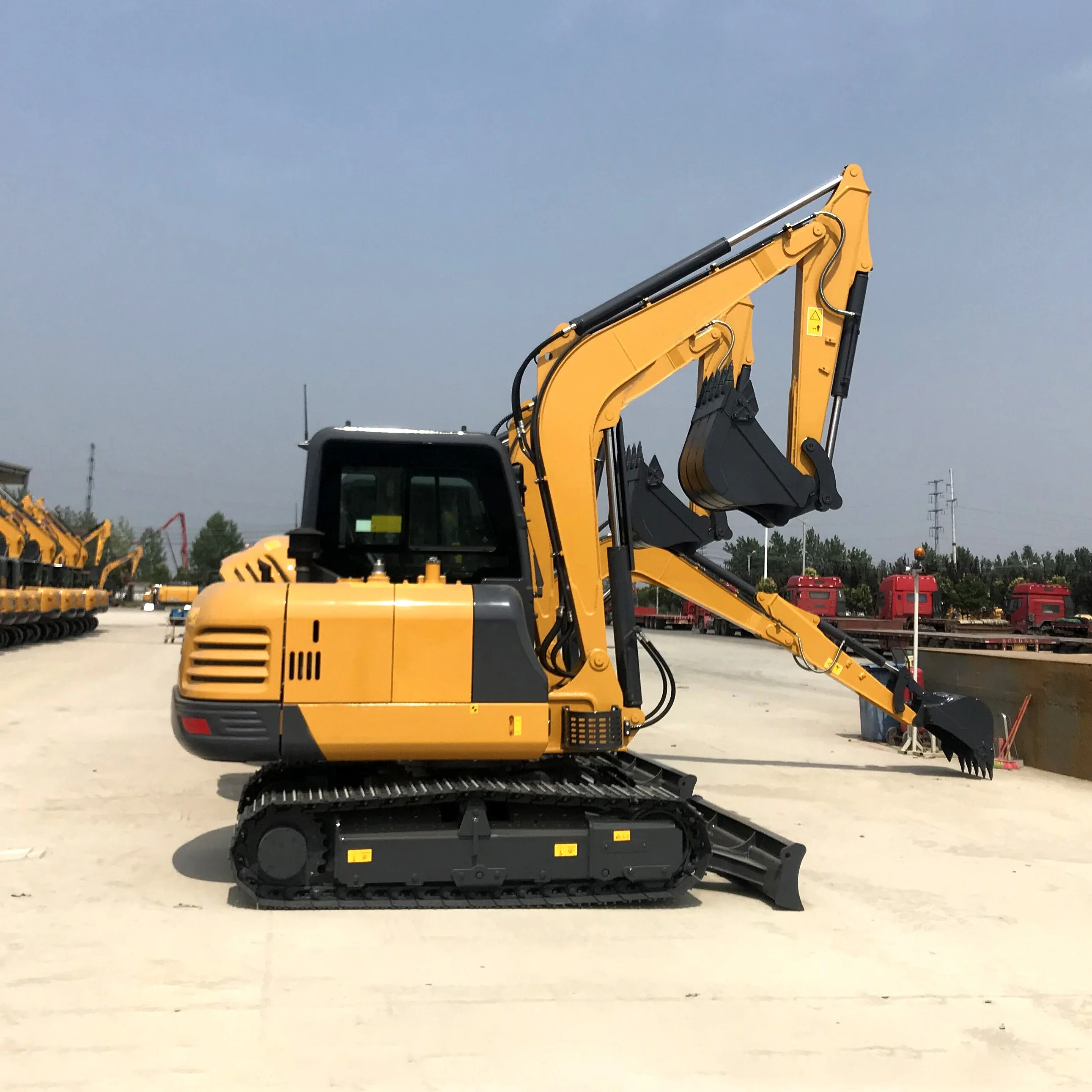 6tons Small Xe60d Mini Crawler Excavator with Hammer Sale in Nigeria for Sale with Good Price