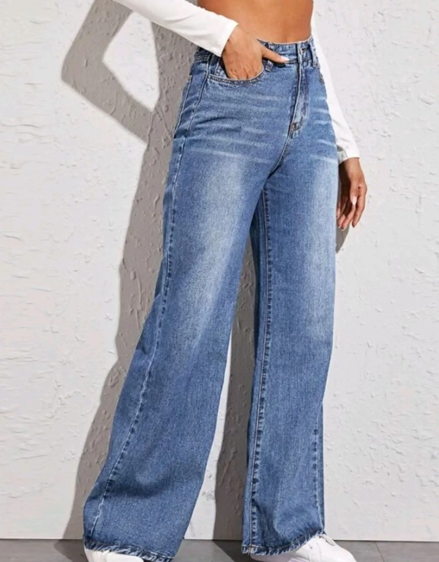 Wholesale New Design Wide Leg Casual Loose Jeans Full Length Straight Boyfriend Jeans for Women Zipper Fly supplier