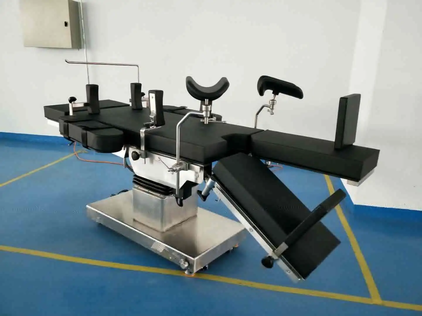 Chinese Hospital Medical Electric Operation bed Surgical Operating Theater Table