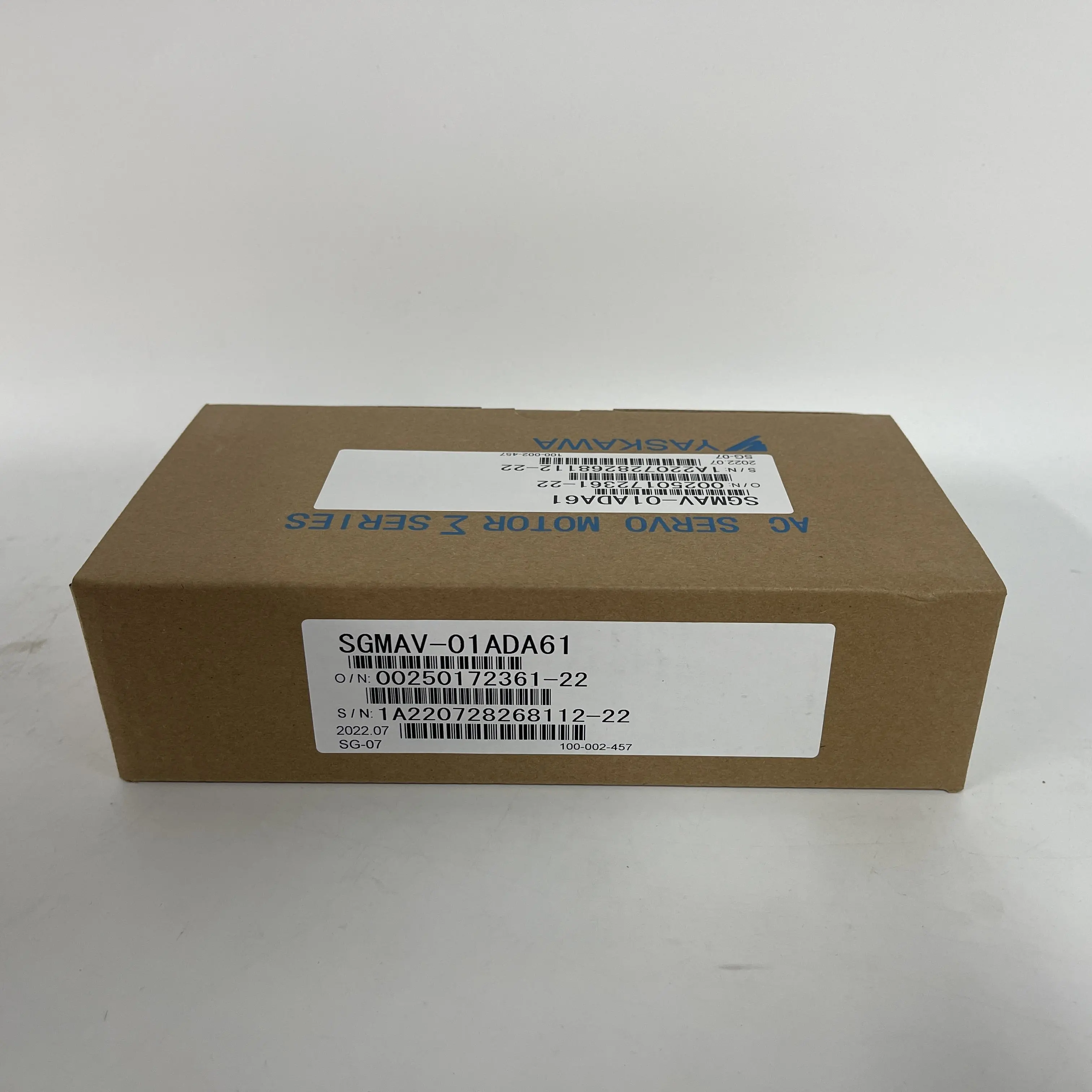 Yaskawa AC Servo Motor SGMAV-01ADA61