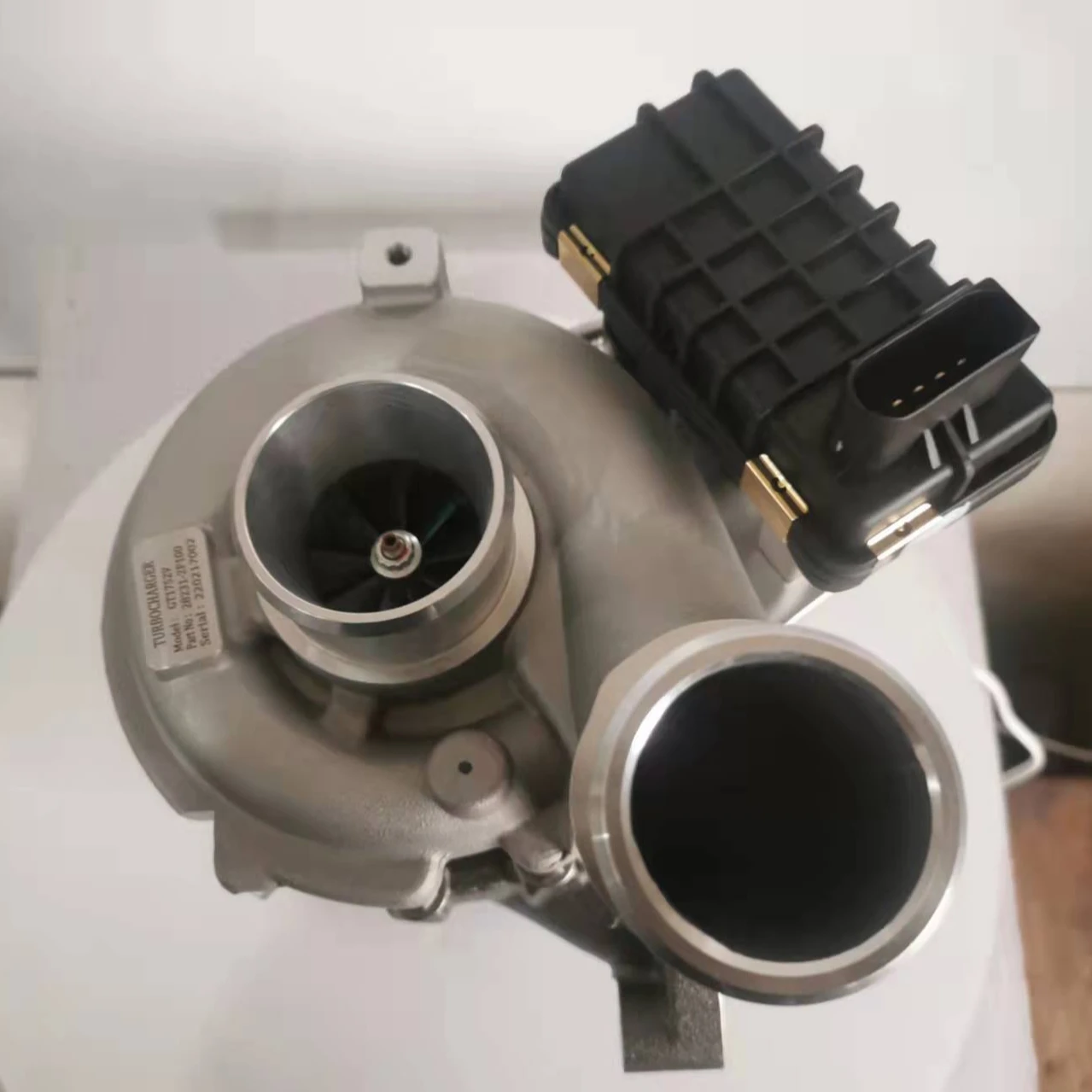 GTB1752VK Turbocharger for Hyundai Ix35, Tucson CRDI