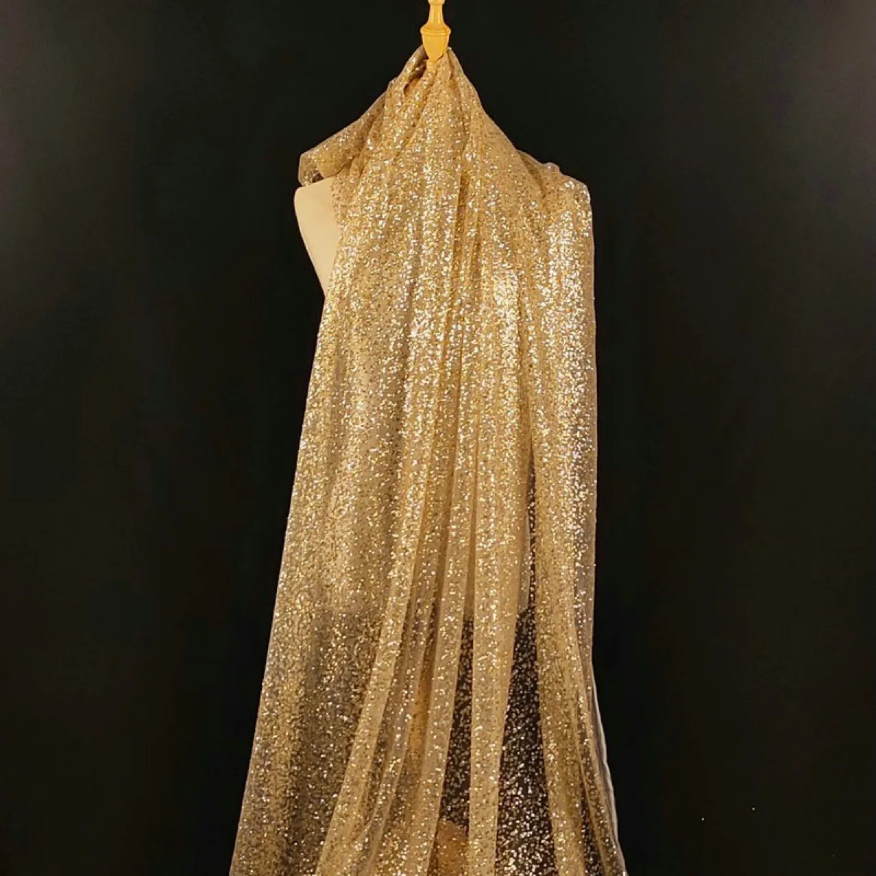 Gold Foil Sequin with Diamond Glitter Mesh Wedding Dress Fabric Designer Background Fabric Malla De Lentejuelas Doradas| Alibaba.com Gold Foil Sequin with Diamond Glitter Mesh Wedding Dress Fabric Designer Background Fabric Malla De Lentejuelas Doradas| Alibaba.com