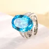 Anillo de zafiro con corte de nido de pájaro