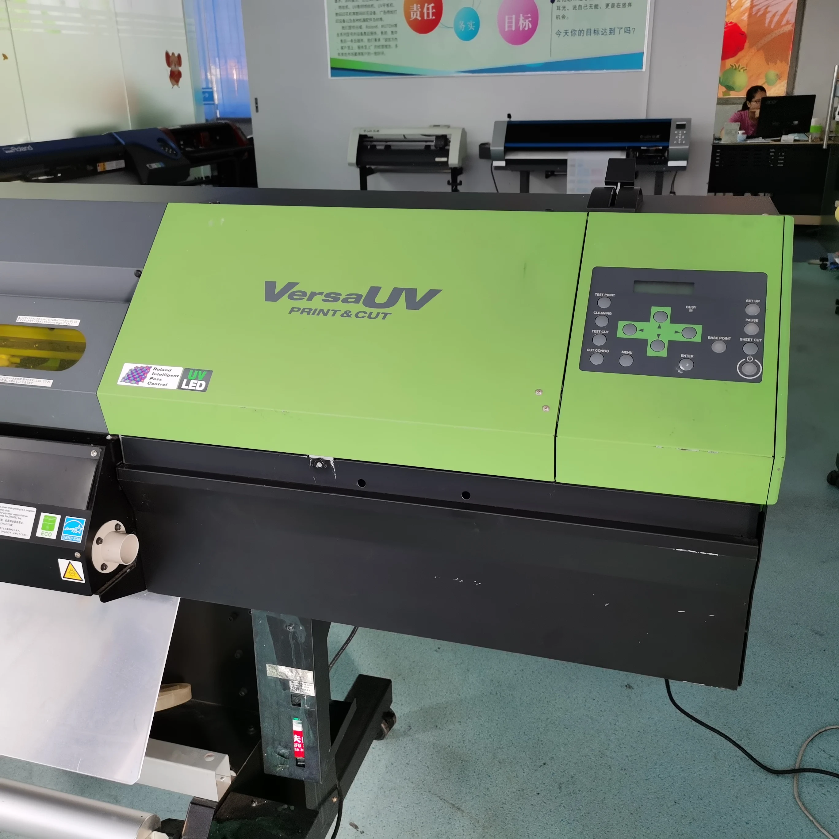 4 Colors Used Roland Projetor Printer Versa Uv LEC-300A/LEC300 Printer/Cutter Plotter for Manufacturing Plant