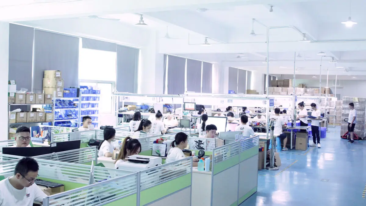 Industrial IPC PC Computer for Car Intel Gen 6 Core I3 I5 I7 Fanless Original Factory Price 4GB+128GB 2