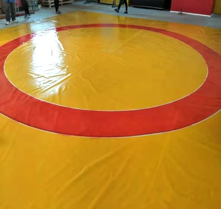 Wrestling mat