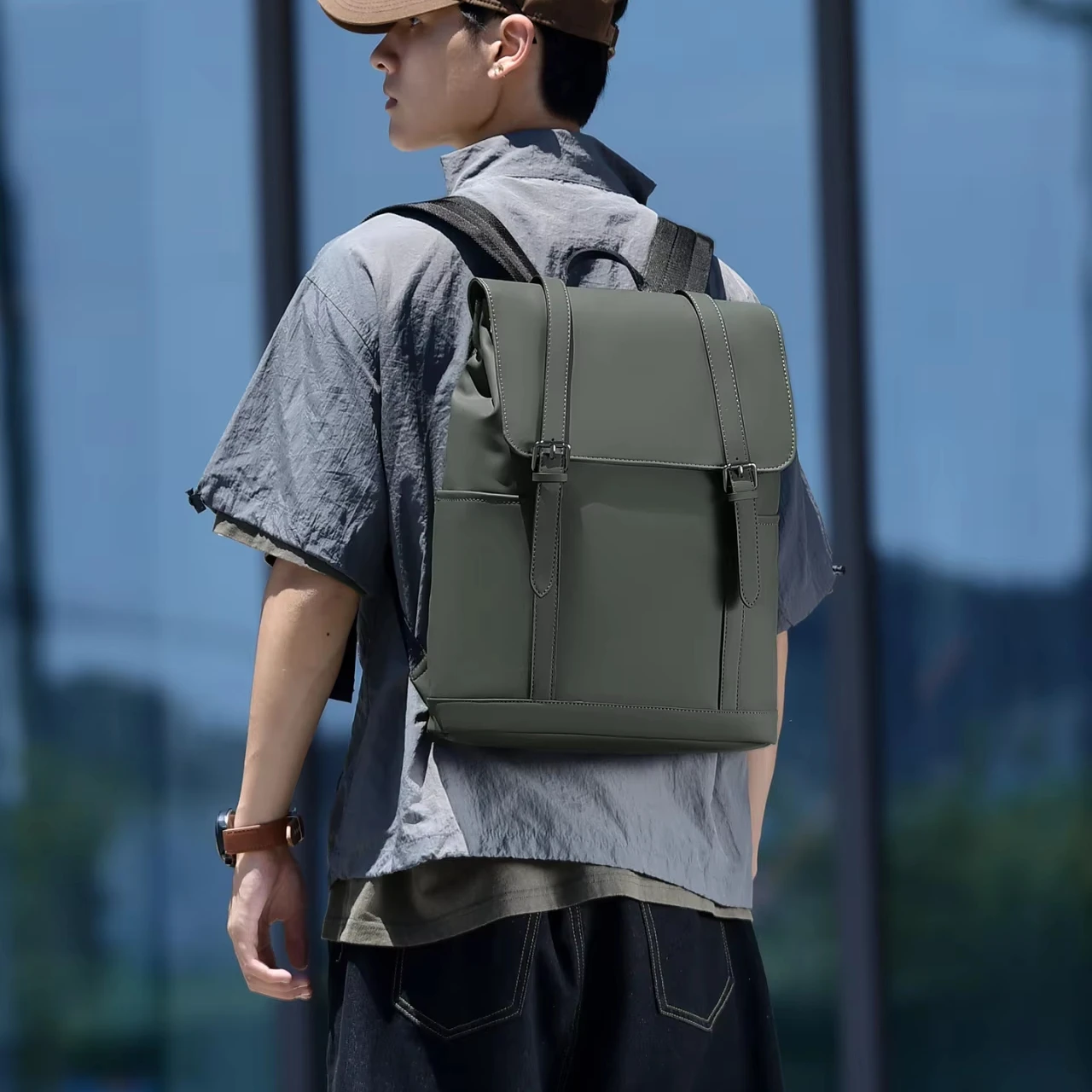 2026 New Travel & Business Simple Multi-Functional Large Capacity Short Trip Computer Waterproof Backpack