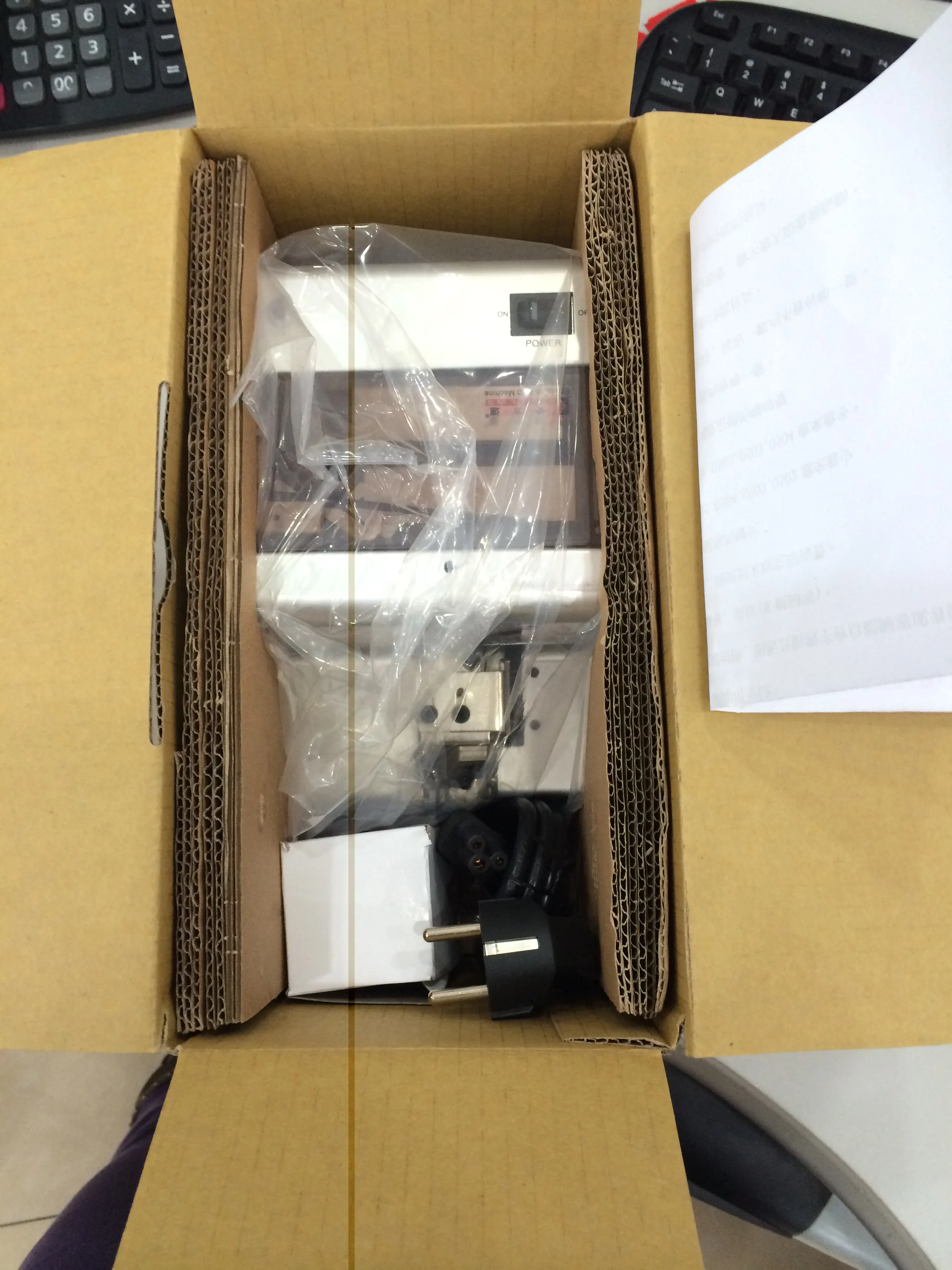 Kfr1050 Automatic Screw Feeder Adjustable Track Automatic Screw Feeder