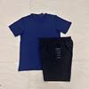Azul y negro