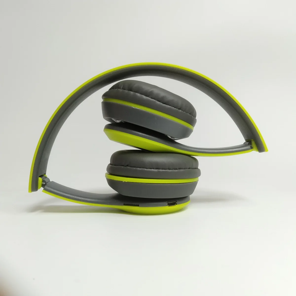 p47 amazon low price green portable wireless headset