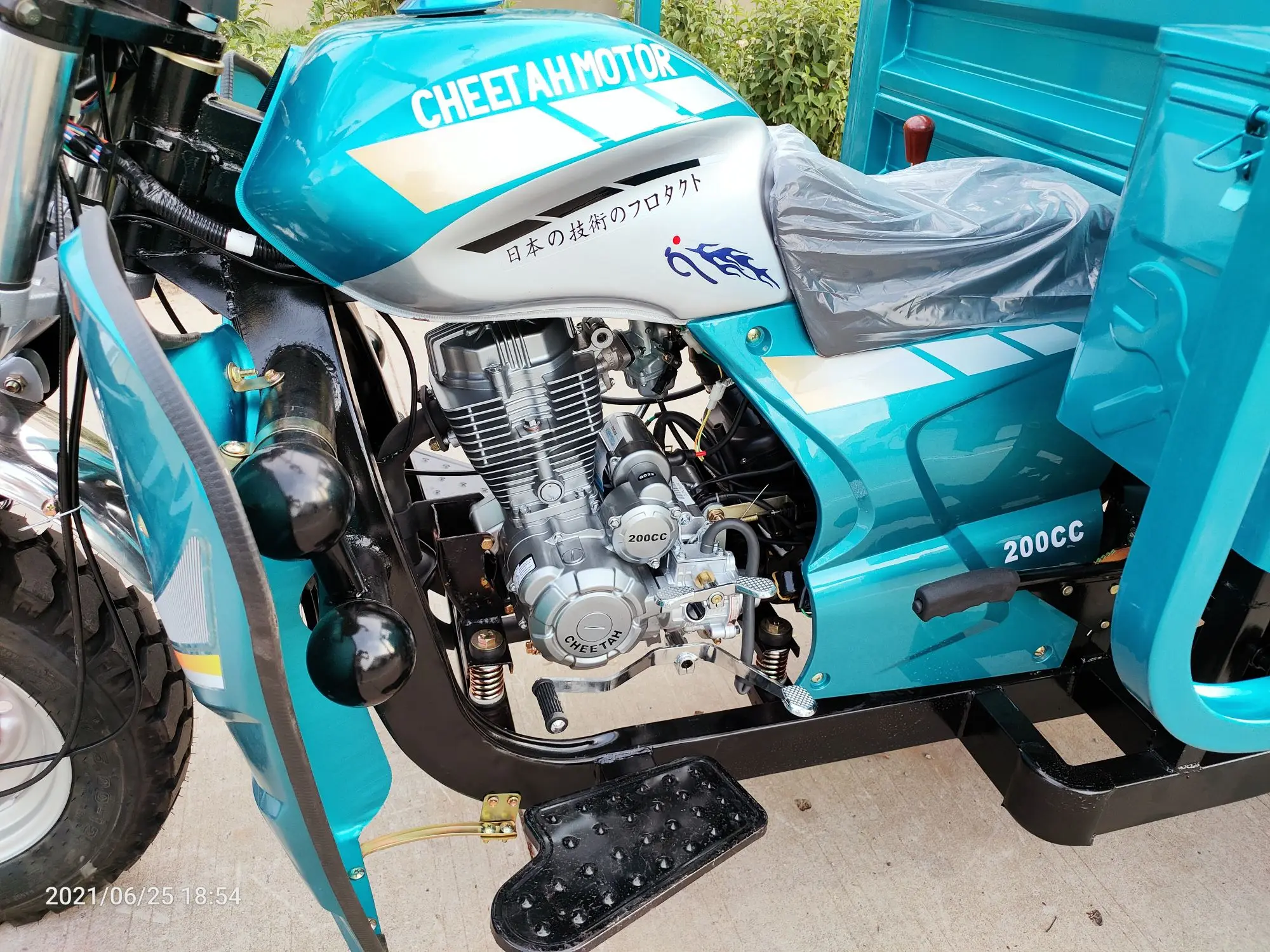 中国21制造汽油3轮摩托车汽油三轮车踏板车 Buy 便宜的汽油滑板车 货物三轮车 汽油机三轮车product On Alibaba Com