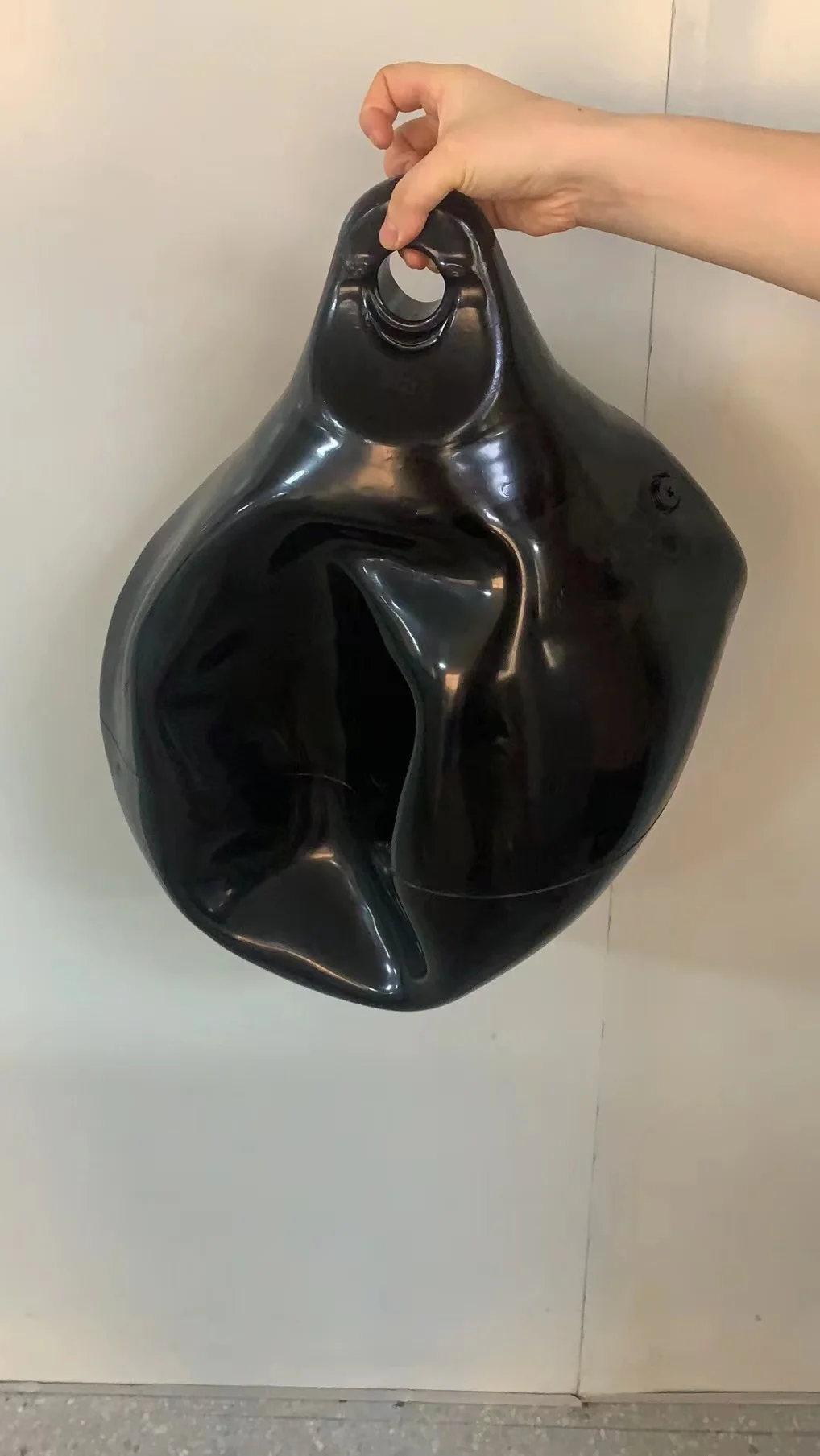 フィットネスファイトトレーニングハンギングボクシングウォーター