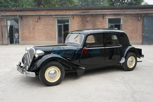 2022 Best Price Classic Vehicle Quality Vintage Car/4 Seat Antique Retro Vintage Car for Sale/Classic Black Vintage Car