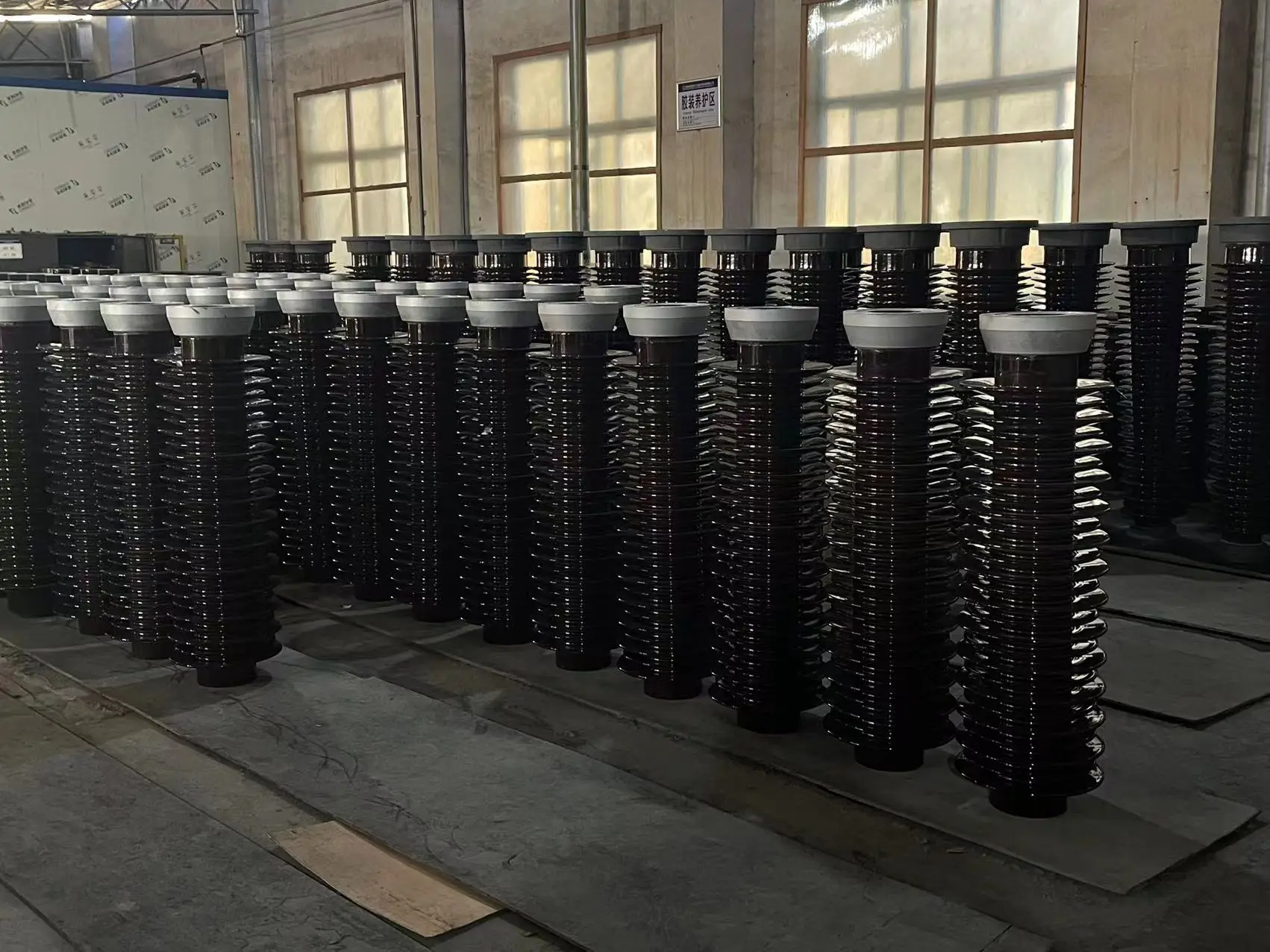 Insulator Porcelain Insulator Electrical Porcelain Transformer High   H4ebdcbdc7c9146f8b58c05a3aa29b9ec5 