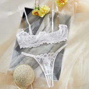 Cross-border Leak-Proof Combo Sexy Lingerie Set Seductive Underwear Crafted Premium Lace Breathable Skin-Friendly Open-Crotch