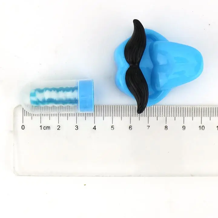 lips toy candy
