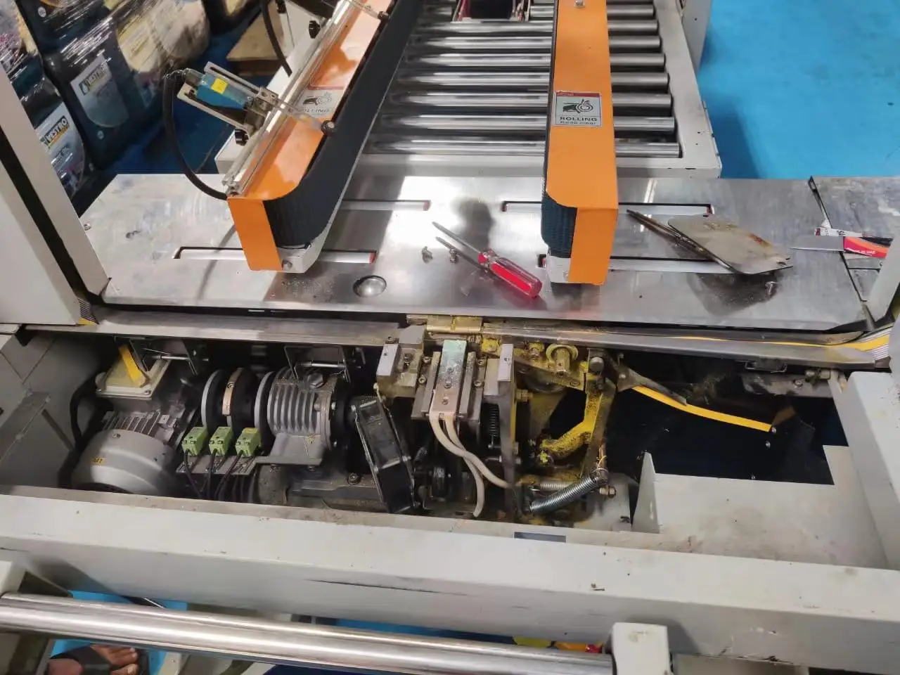 Semi-Automatic Carton Banding Strapping  Packaging Machine Cutting Knife Cutter Heater for Carton Closing Wrapping Machines