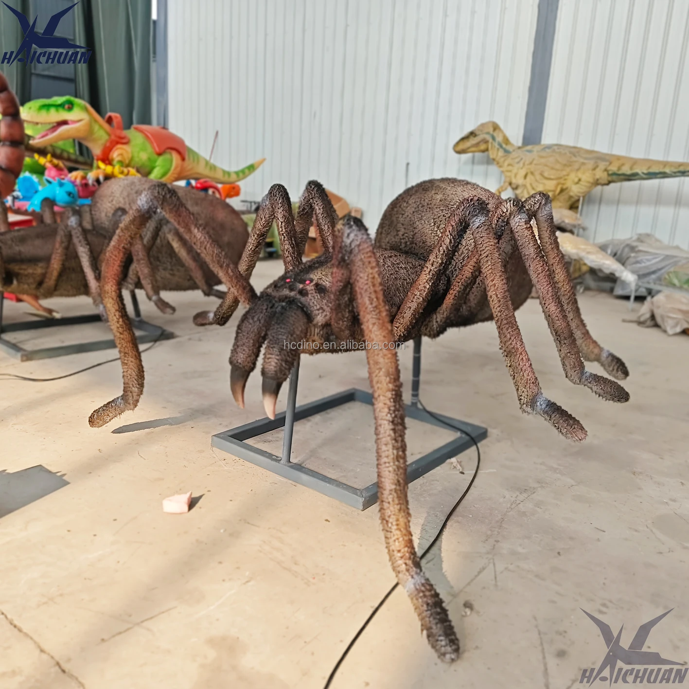 2024 High Simulation Real Bug Moving Giant Animatronic Spider Life Size Robot Insect Model for Halloween Decor