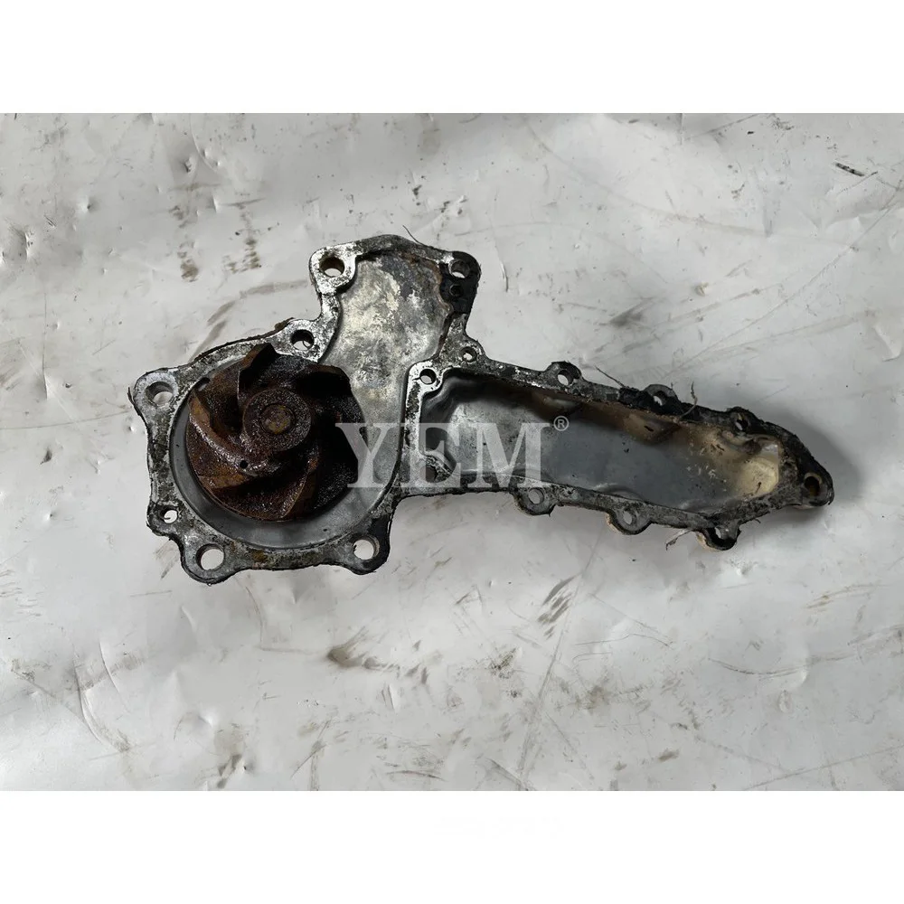 For Kubota V1902 Water Pump Excavator Engine Engine Parts Factory 2