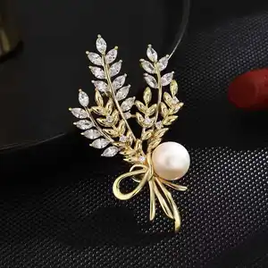Luxury Men's Women's Suits Brass Silver Plated Imitation Pearl Crystal White Zircon Wheat Ear Brooch for Weddings Parties Gifts