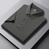 Gris oscuro