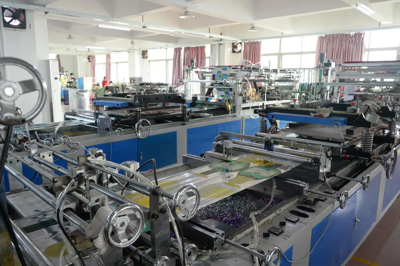 Yiwu Shi Nian Trade Co., Ltd. 2