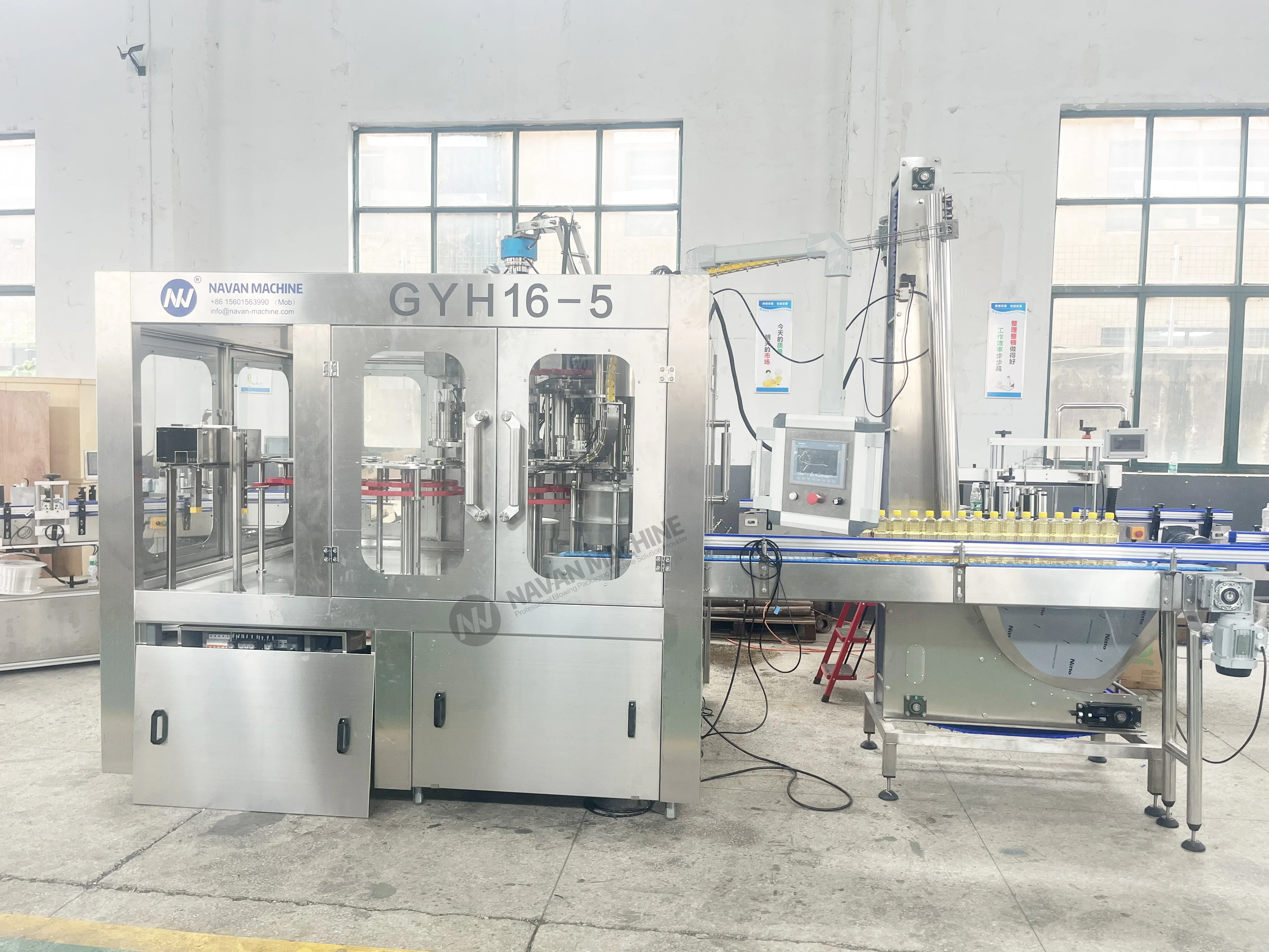 Rotary 3 in 1 Filling Machine Automatic Olive Oil Filling Machine manufacture