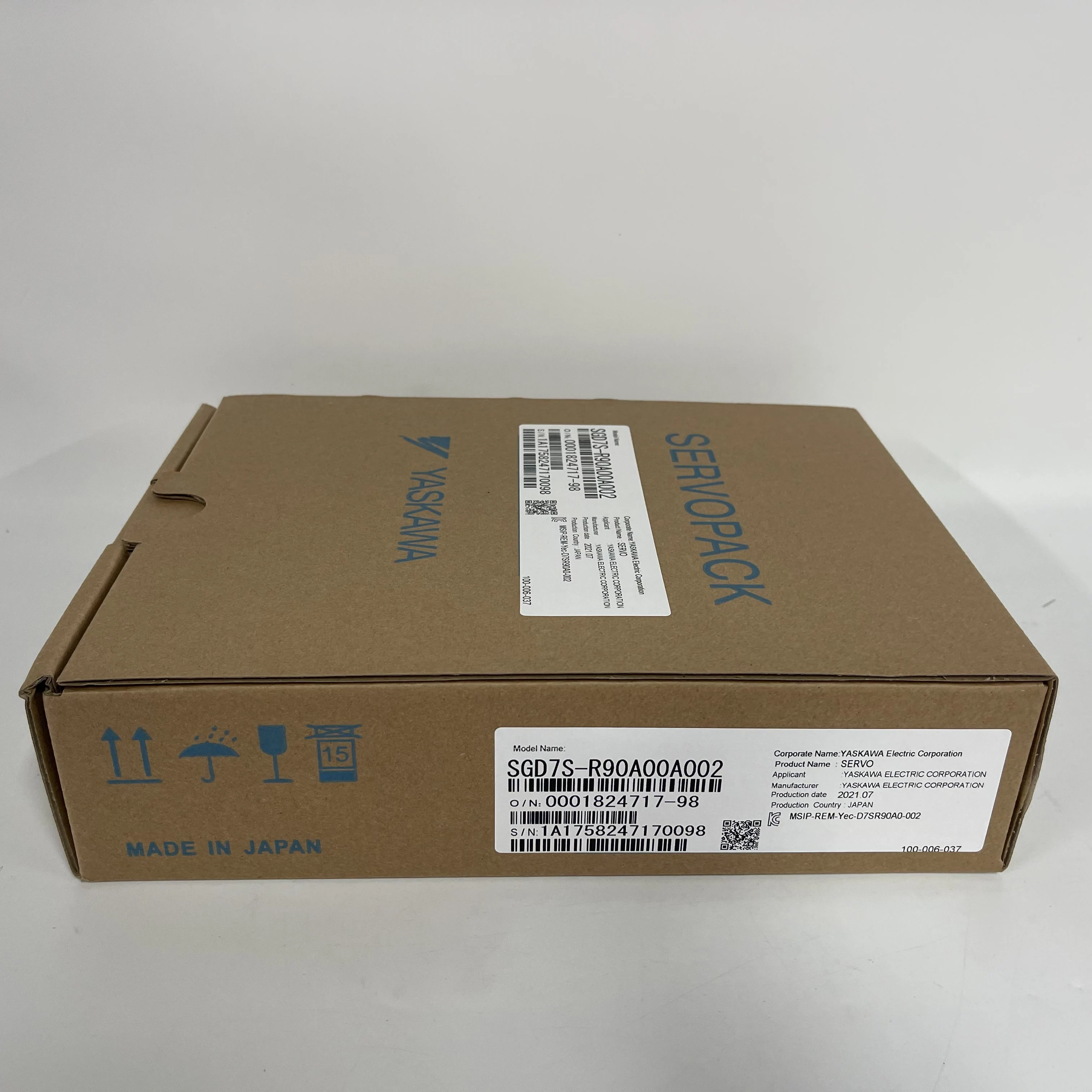 YASKAWA Servopack (Servo Drive) SGD7S-R90A00A002 YASKAWA Servopack (Servo Drive) SGD7S-R90A00A002