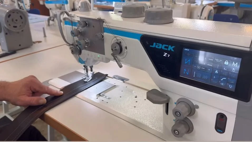 Latest Version Jack Z7 Triple Transport Computer Straight Sewing