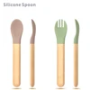 Cuchara de silicona con madera