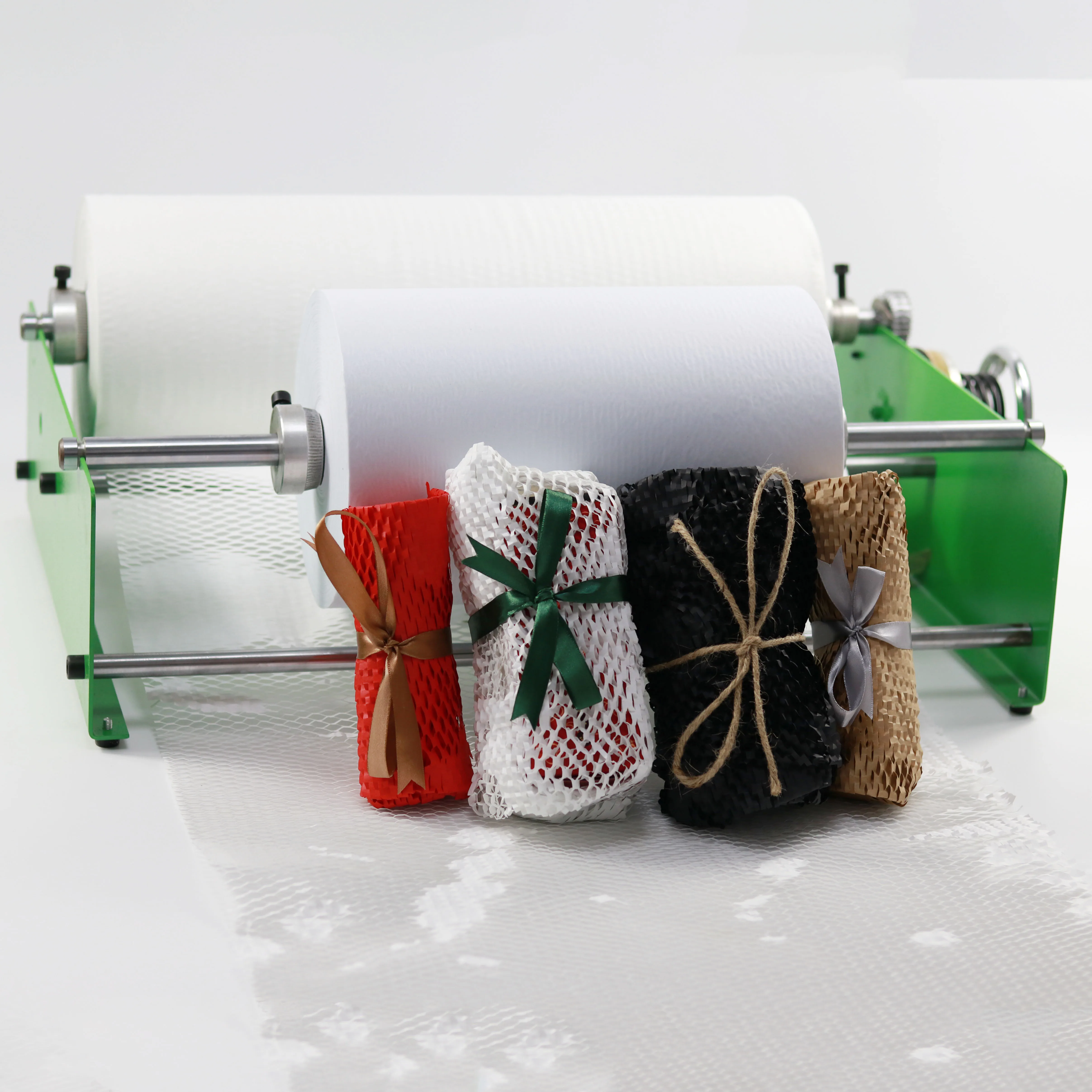 Kraft Paper Wrapping Roll In Automatic Dispensing Machine