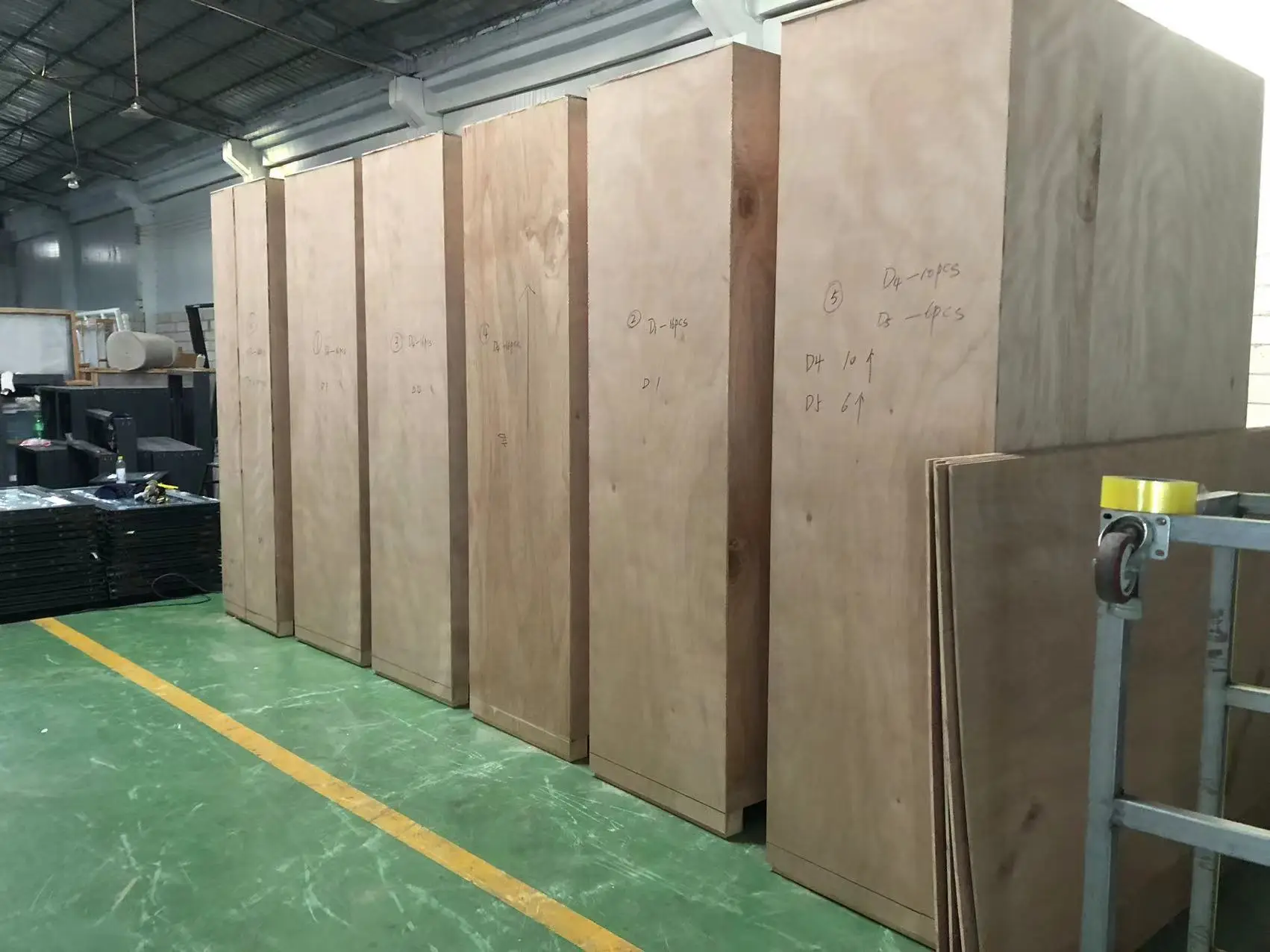 Design High Quality Home Shutters Zambia Aluminum Window Tempered Glass