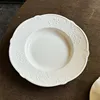 assiette à soupe blanche de 9 pouces