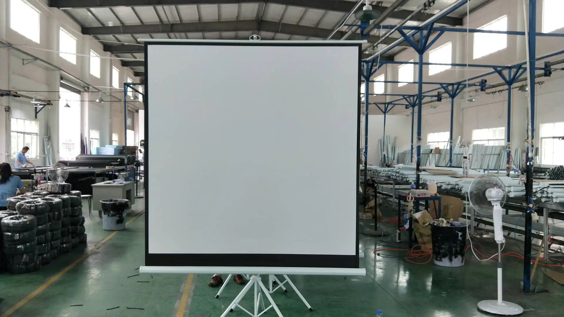 Mobile Tripod Stand Meeting Projection Screen Tripod Projector Screen