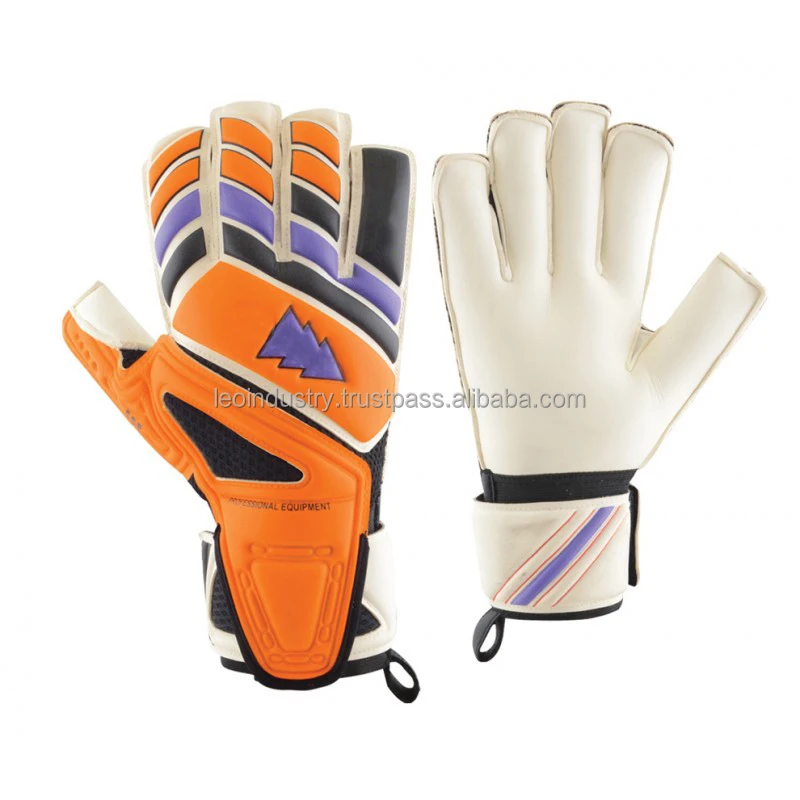 goalkeeper gloves with finger and thumb protection