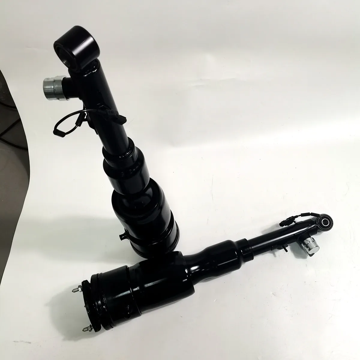 Lexus LS500 & Ls500h Air Bag Suspension Shocks - 1 Year Warranty