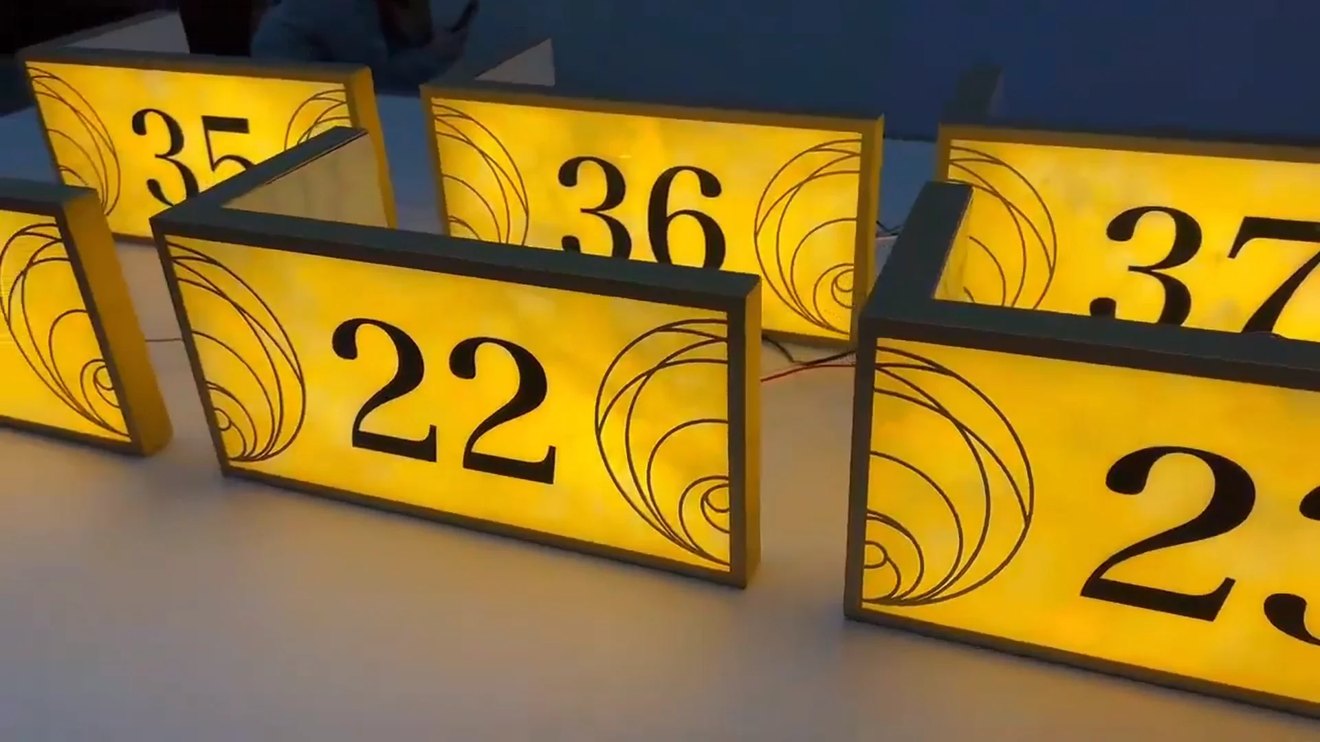 Shop Front Round Light Box Sign Outdoor Light Box Sign Outdoor Acrylic