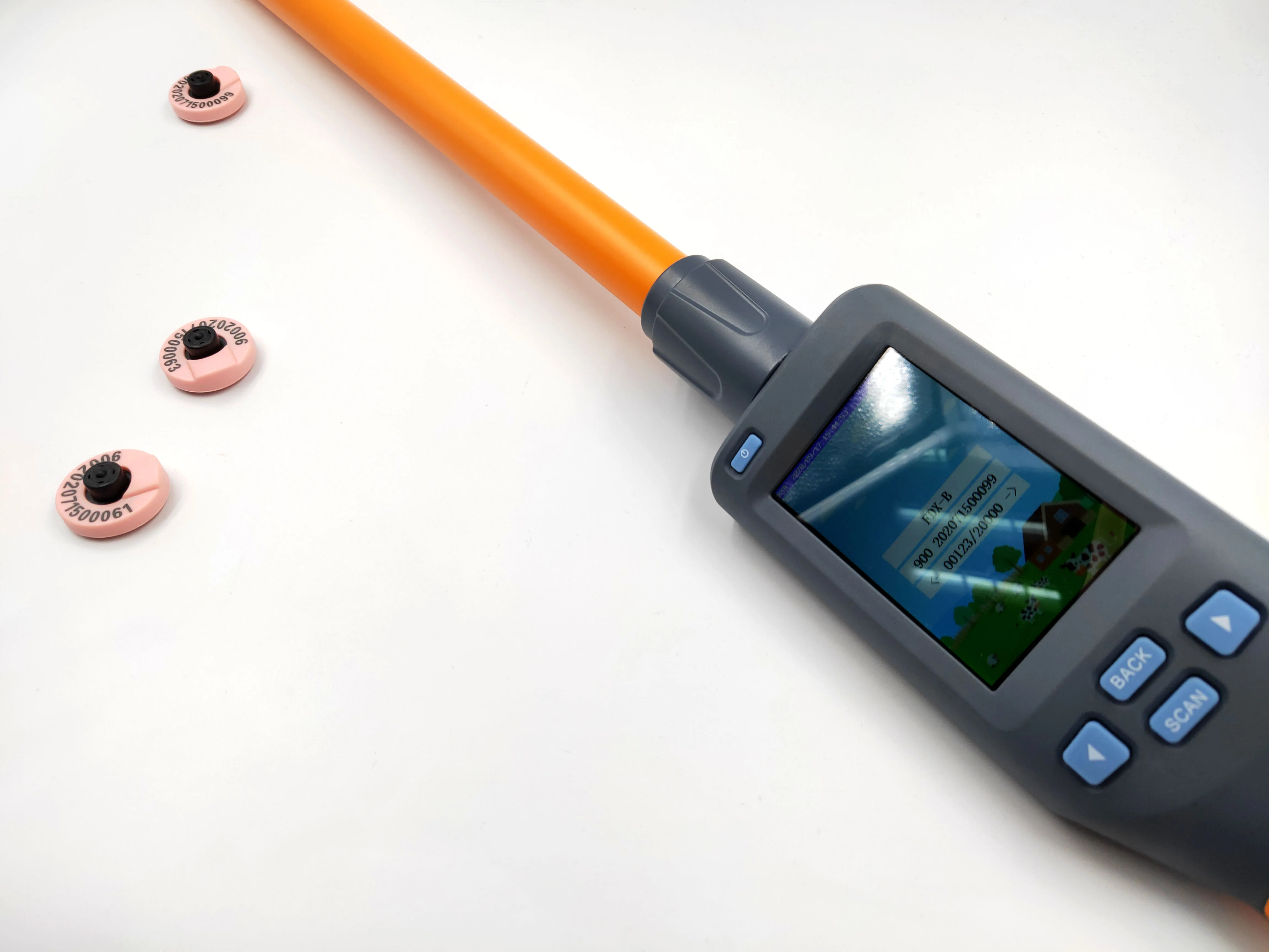 Считыватель ушных бирок с радиочастотной идентификацией животных на большие расстояния карманным считывателем ISO11784/11785 134 2 кГц