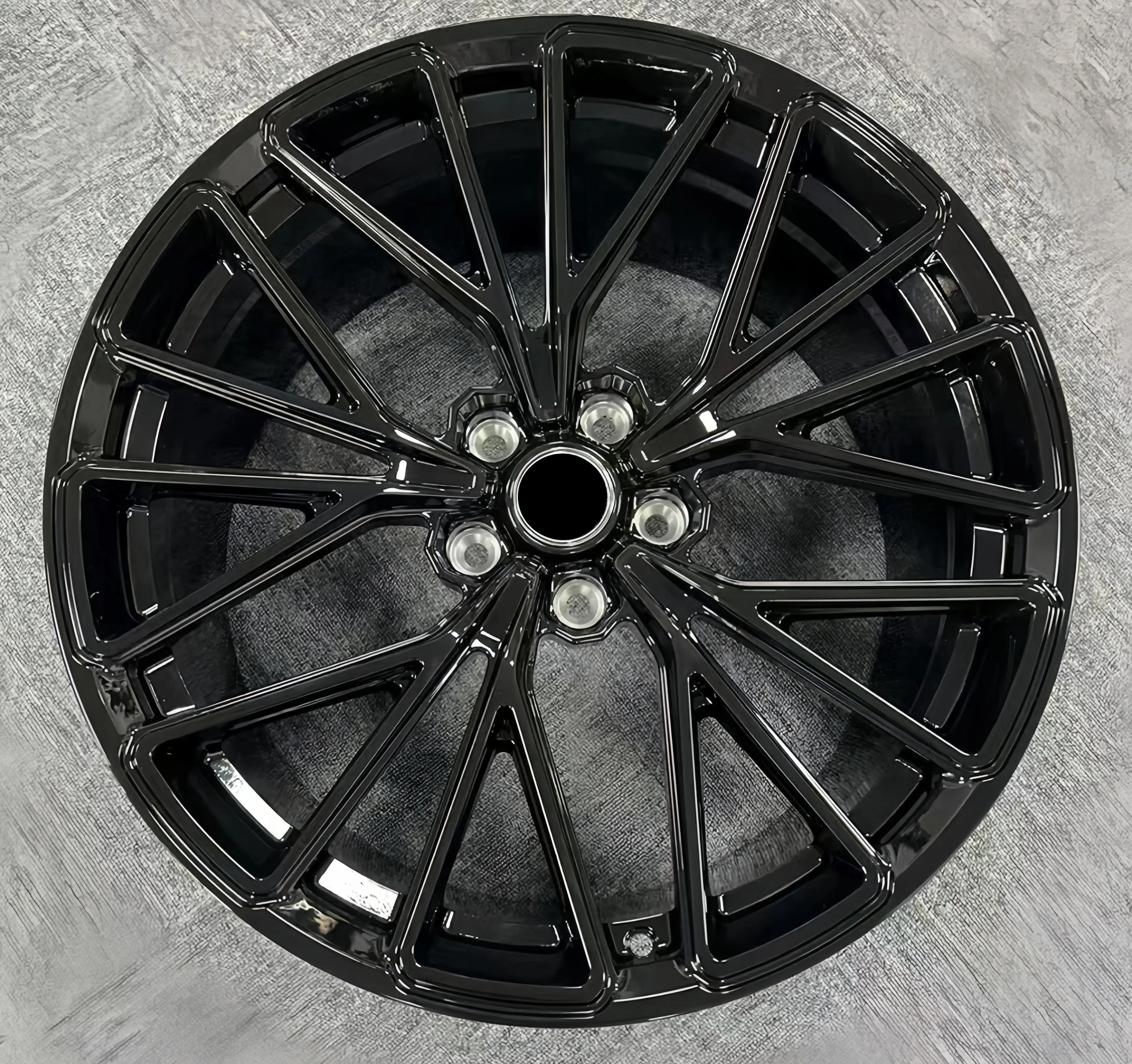 XINLAI 1-Piece Deep Concave Forged Racing Car Wheel Hot Sale 5x120 5x112 5x114.3 18 19 20 21 22 Inch Polished Aluminium Alloy - Image 5