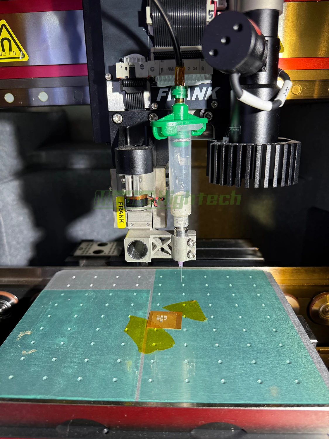 Automatic Dispensing Die Attach Machine for HIC MCM Microwave Optoelectronics