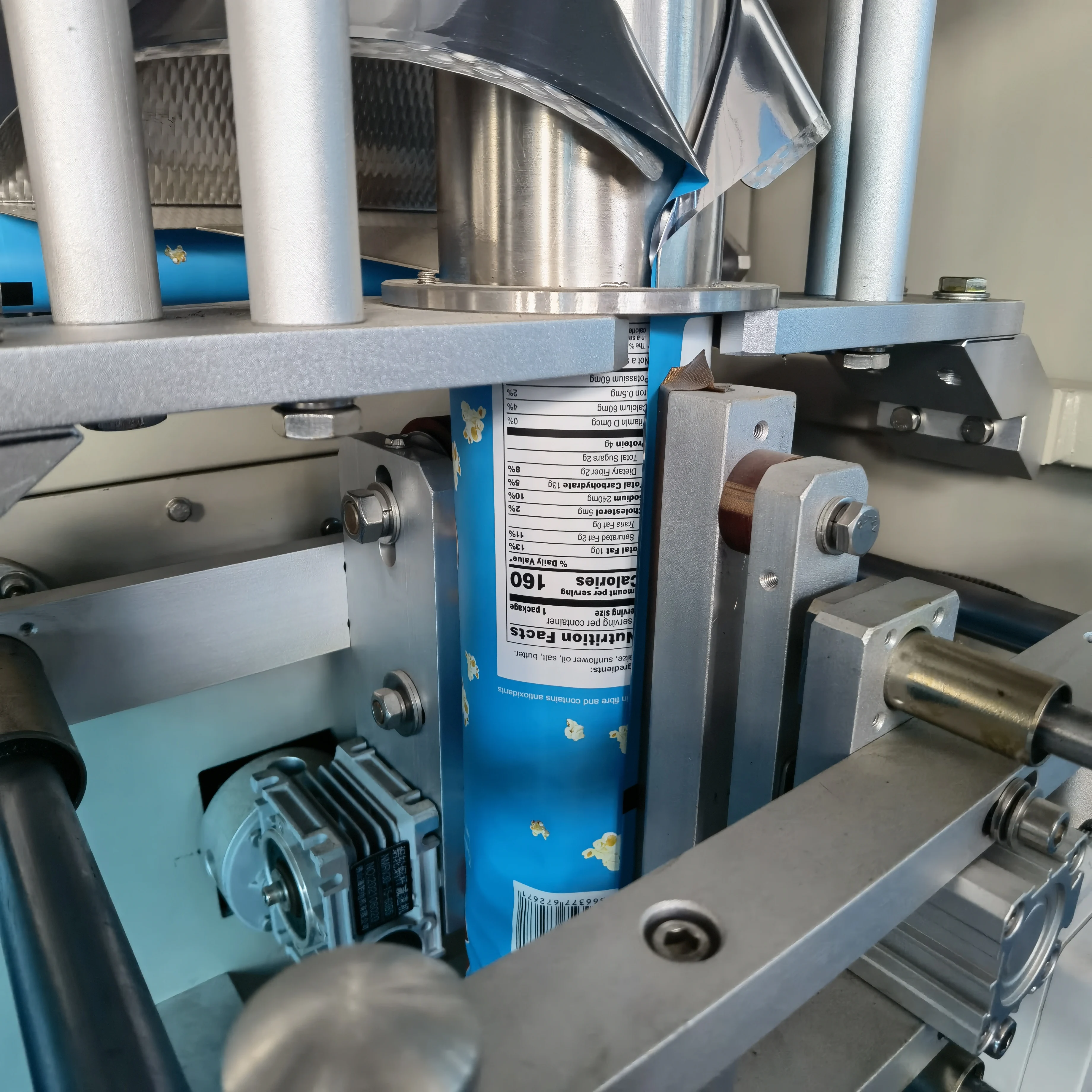 Dession 420AZ Double Hoist Machine Automatic Weighing Packaging Machine 1kg 2kg 5kg 10kg Popcorn Packing Machine