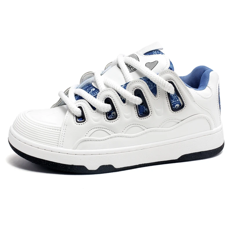 2024 New Brand Logo Customize Men Flat Skateboarding Shoes Thick Sole Blank Leather Women Fashion Street Walking Sports Sneakers